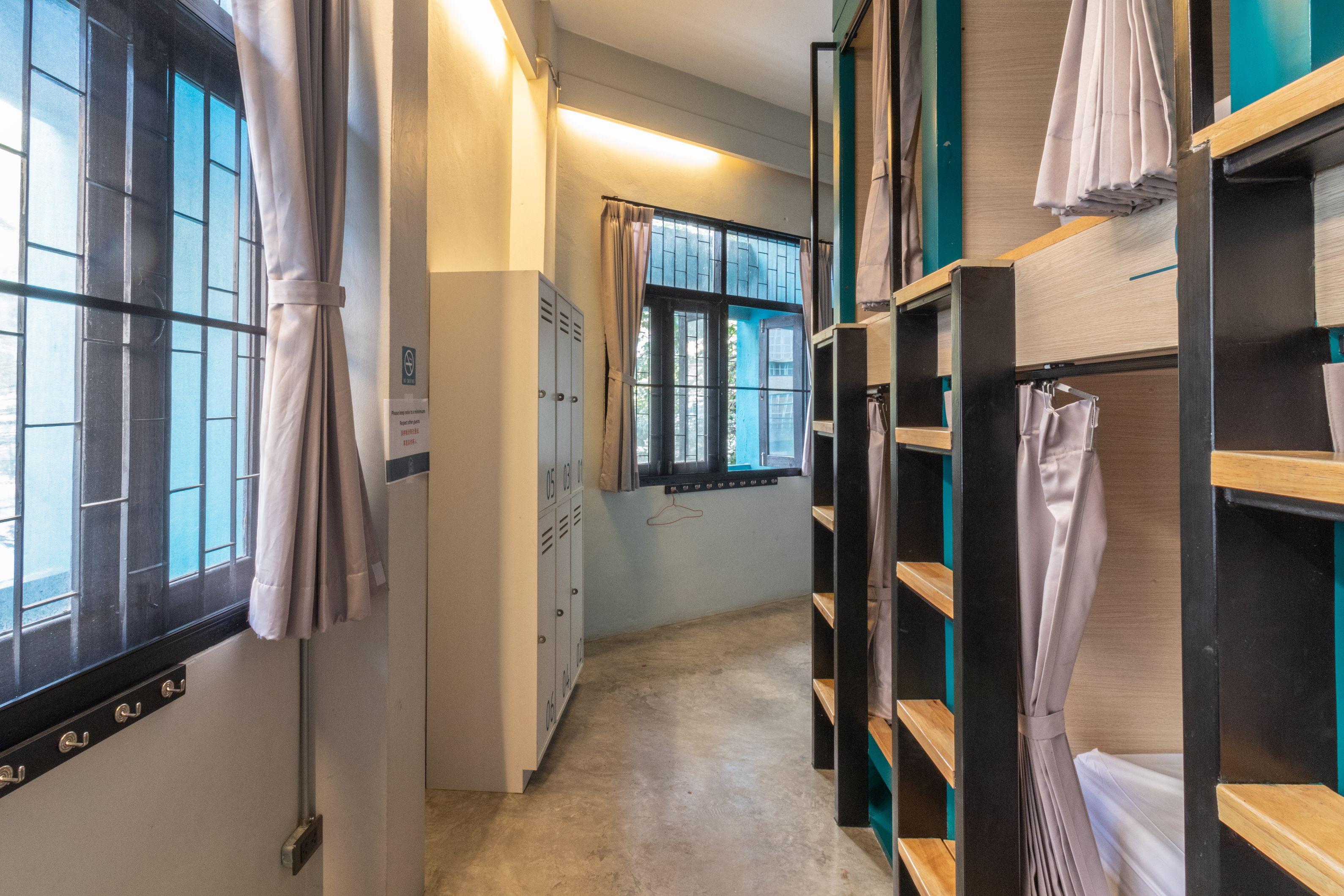 Bunny Burrow Hostel Bangkok Exterior foto