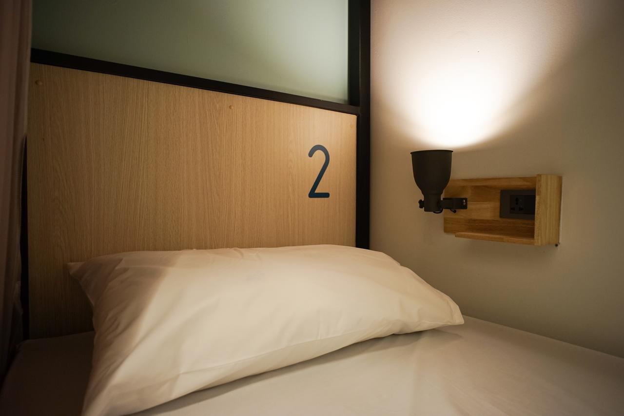 Bunny Burrow Hostel Bangkok Exterior foto